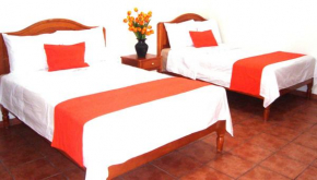 Гостиница Hotel La Cascada  Оахака-Де-Хуарес